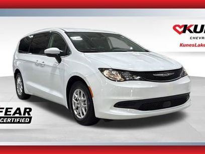 Used 2022 Chrysler Voyager LX