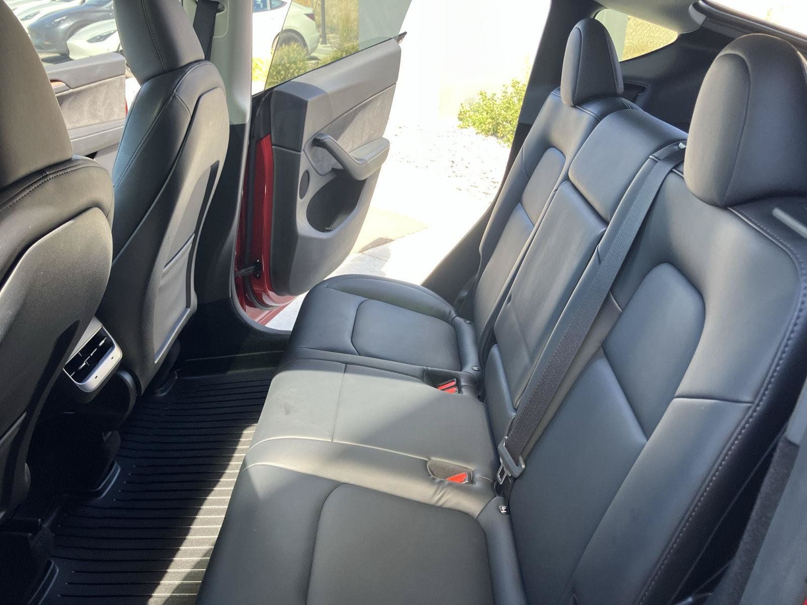 Used 2023 Tesla Model Y Long Range AWD/4WD image 15