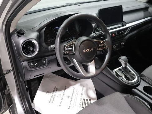 Used 2023 Kia Forte LXS w/ LXS Technology Package FWD image 15