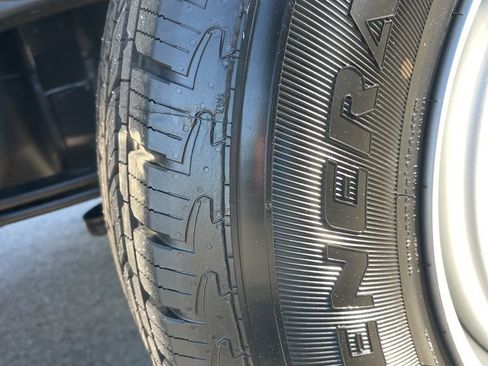 Used 2025 Chevrolet Silverado 1500 W/T w/ WT Value Package image 26