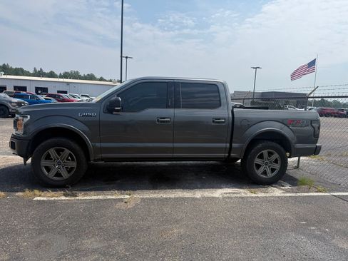 Used 2018 Ford F150 XLT w/ Equipment Group 302A Luxury AWD/4WD image 4