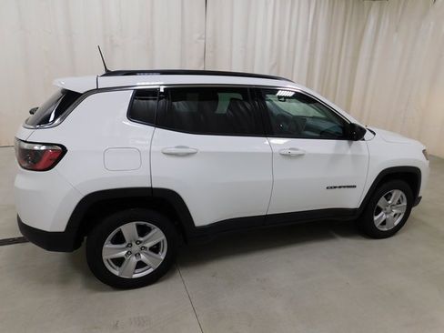 Used 2022 Jeep Compass Latitude w/ Convenience Group image 3