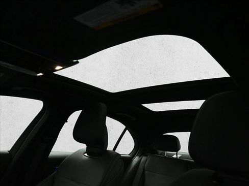 Certified 2025 Mercedes-Benz C 300 4MATIC Sedan image 17