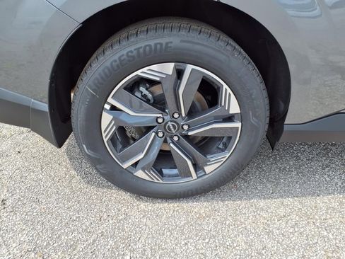 New 2025 Nissan Murano SL image 13