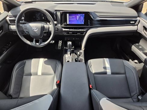 Used 2026 Toyota Camry SE w/ Convenience Package FWD image 12