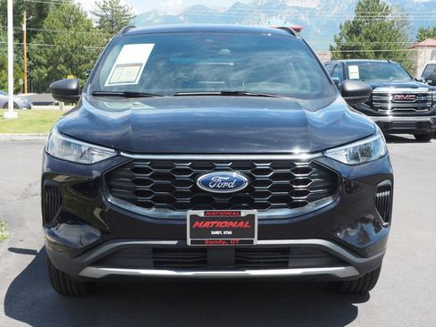 Used 2026 Ford Escape ST-Line AWD/4WD image 2