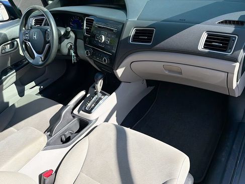 Used 2013 Honda Civic LX image 17