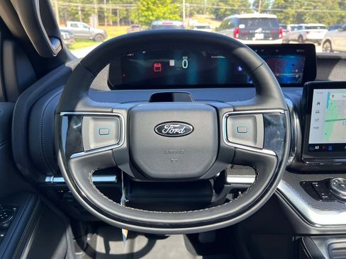 New 2025 Ford Expedition Platinum w/ Stealth Performance Package image 16