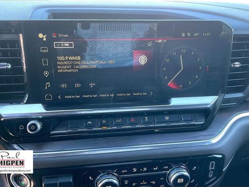 Used 2025 GMC Sierra 1500 SLT image 6