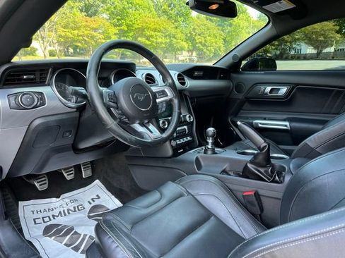 Used 2018 Ford Mustang GT Premium RWD image 10