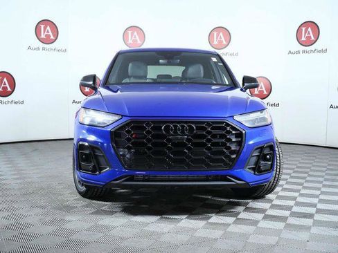 Used 2023 Audi SQ5 Prestige w/ Prestige Package AWD/4WD image 3