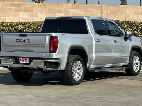 Used 2019 GMC Sierra 1500 SLT w/ SLT Premium Plus Package image 4