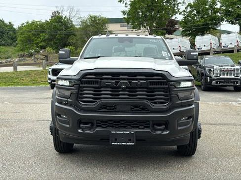 New 2026 RAM 5500 Tradesman AWD/4WD image 3