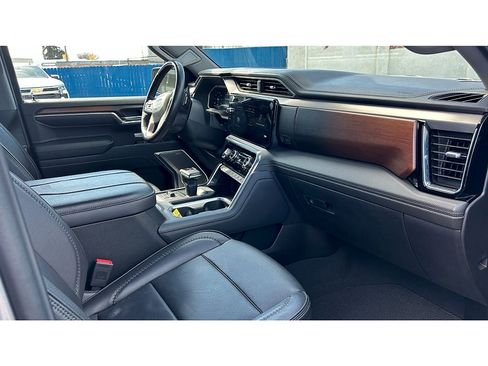 Used 2024 GMC Sierra 1500 Denali AWD/4WD image 20