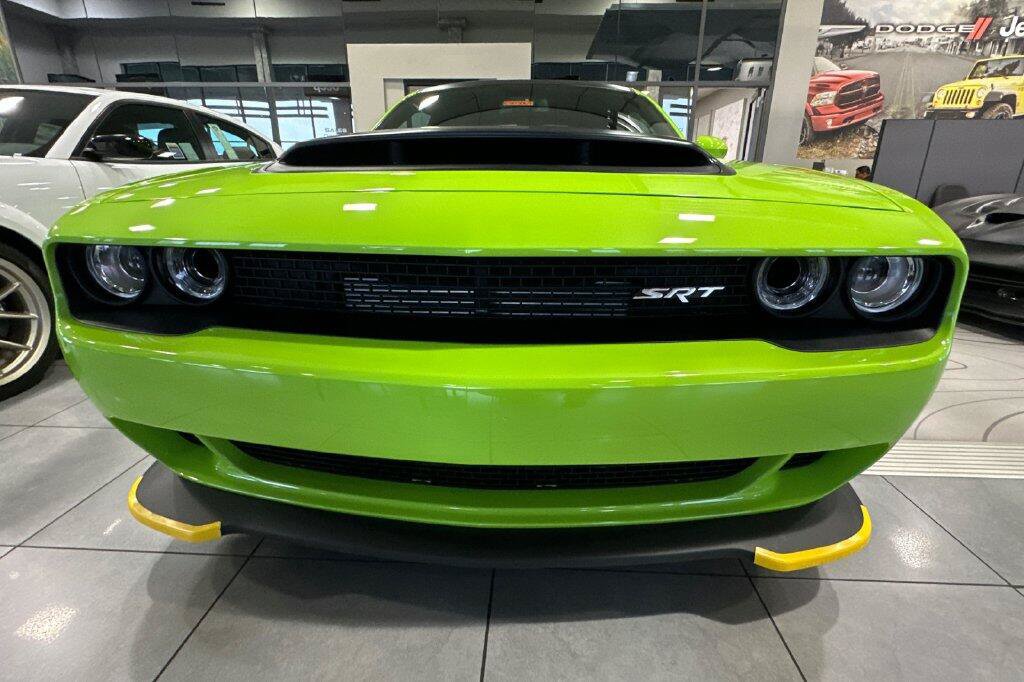 New 2023 Dodge Challenger SRT Hellcat Redeye RWD image 6