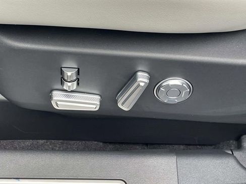 New 2026 Lincoln Nautilus Reserve image 14