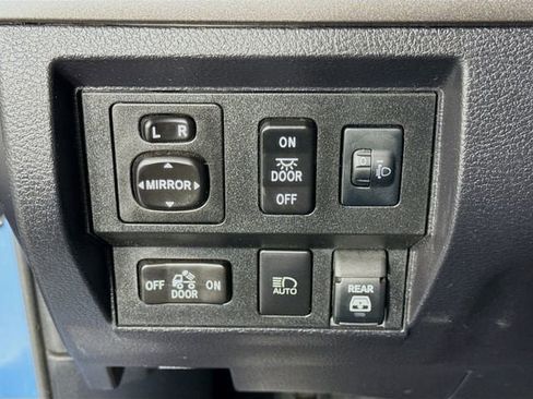 Certified 2021 Toyota Tundra SR5 w/ SR5 Leather Package RWD image 10
