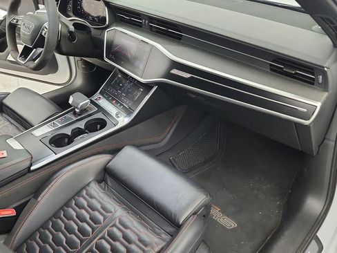 Used 2022 Audi RS 6 AWD/4WD image 27