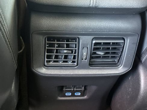 Certified 2022 Toyota RAV4 XLE Premium AWD/4WD image 16