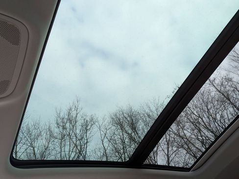 Used 2025 Audi Q3 2.0T Premium w/ Convenience Package image 26