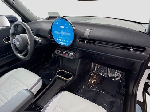 Used 2026 MINI Cooper 2-Door Hardtop FWD image 24