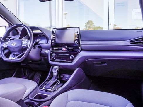 Used 2022 Hyundai Ioniq SEL image 14