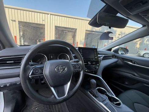 Used 2023 Toyota Camry LE FWD image 7
