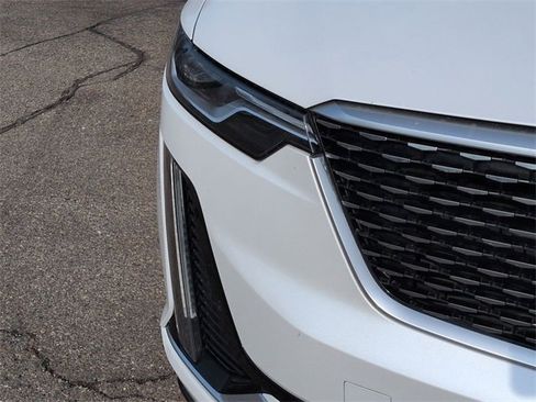 Used 2020 Cadillac XT6 Premium Luxury image 9