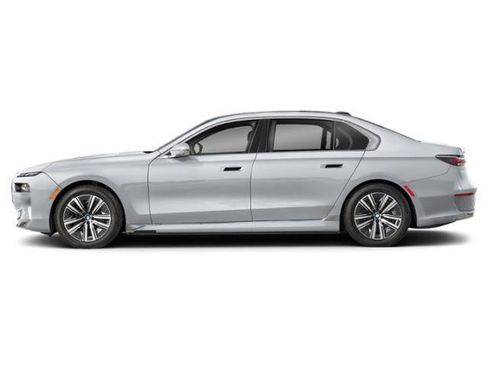 New 2026 BMW i7 M70 RWD image 2