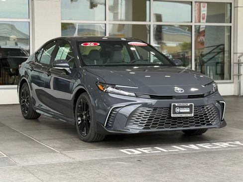 Certified 2026 Toyota Camry SE image 8