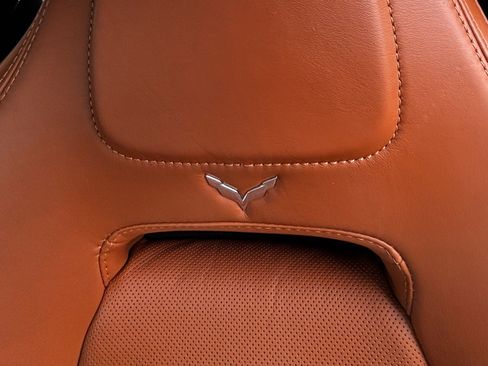 Used 2014 Chevrolet Corvette Stingray Convertible w/ 3LT Preferred Equipment Group image 31