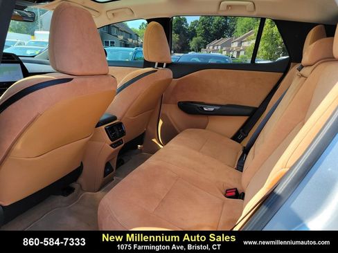 Used 2023 Lexus RZ 450e Premium image 16