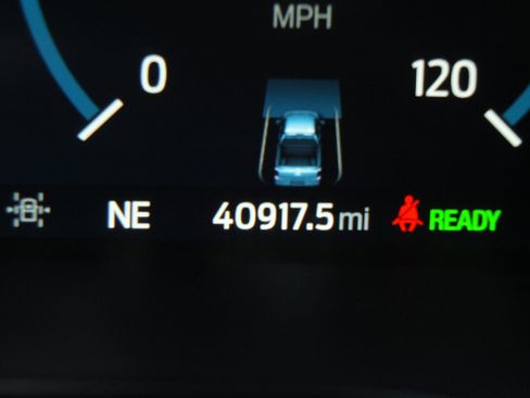 Used 2023 Ford F150 Lariat AWD/4WD image 23