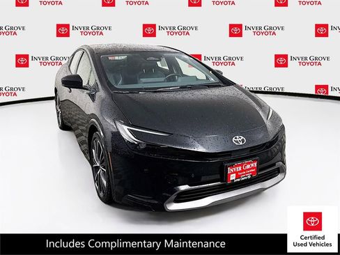 Certified 2025 Toyota Prius XLE image 4