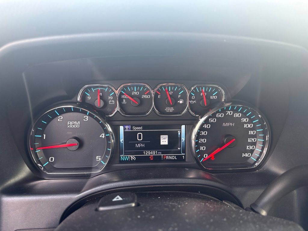 Used 2018 Chevrolet Silverado 2500 LT w/ LT Convenience Package AWD/4WD image 10