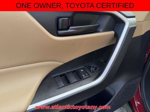 Certified 2023 Toyota RAV4 LE AWD/4WD image 26