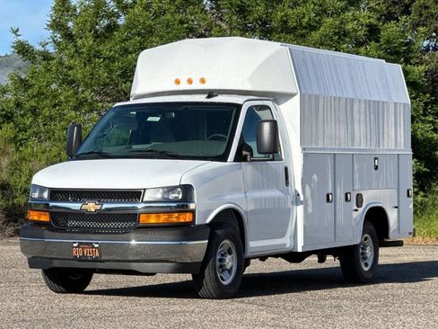 New 2026 Chevrolet Express 3500 w/ Power Convenience Package RWD image 8