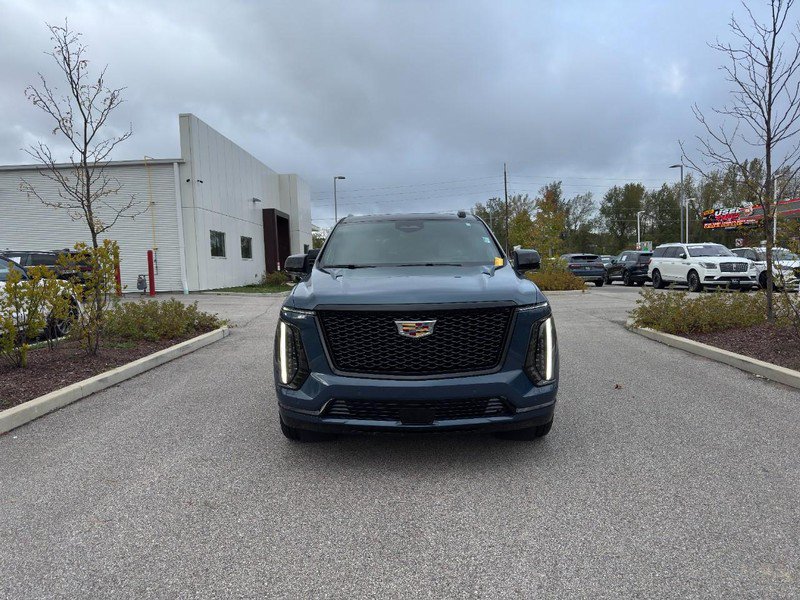 Used 2026 Cadillac Escalade Platinum Sport w/ LPO, ONYX Package AWD/4WD image 2