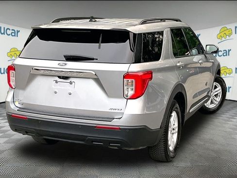 Used 2021 Ford Explorer XLT AWD/4WD image 13