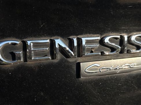Used 2011 Hyundai Genesis 2.0T RWD image 37