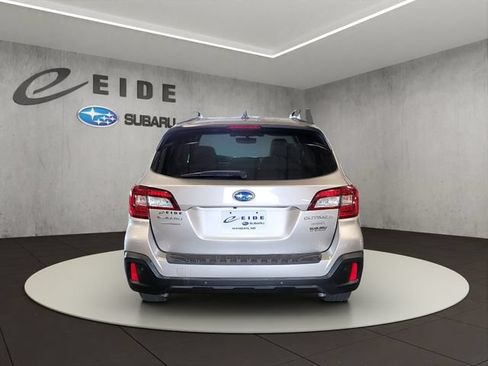 Used 2019 Subaru Outback 3.6R Limited w/ Popular Package #2 AWD/4WD image 8