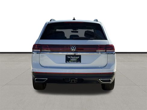 New 2026 Volkswagen Atlas SE image 6