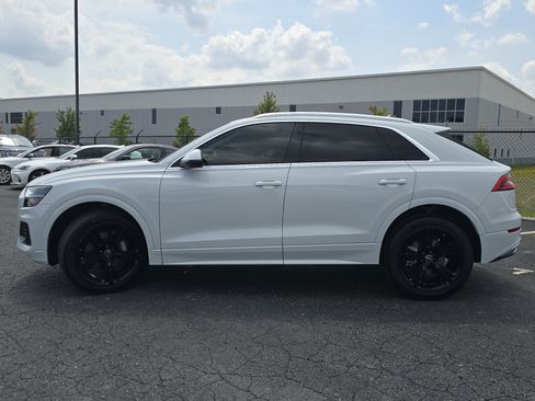 Certified 2023 Audi Q8 Premium AWD/4WD image 4