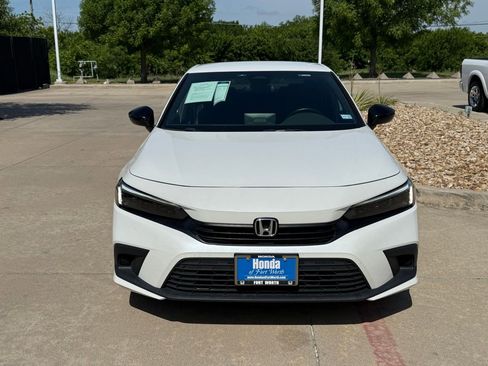 Used 2024 Honda Civic Sport image 8