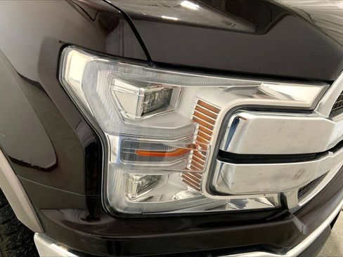 Used 2018 Ford F150 King Ranch w/ Equipment Group 601A Luxury AWD/4WD image 12