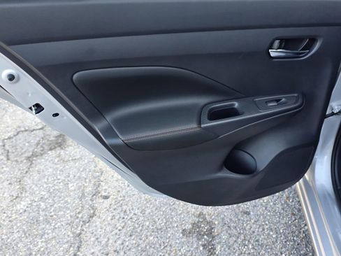 New 2025 Nissan Versa SR w/ Trunk Package image 27