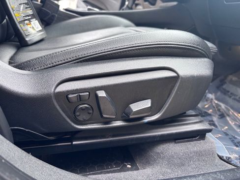 Used 2017 BMW X1 sDrive28i FWD image 18