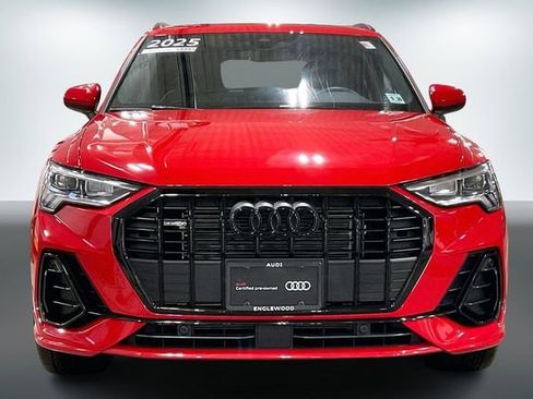 Certified 2025 Audi Q3 2.0T Premium w/ Convenience Package image 3