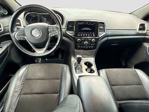 Used 2021 Jeep Grand Cherokee Laredo X RWD image 16
