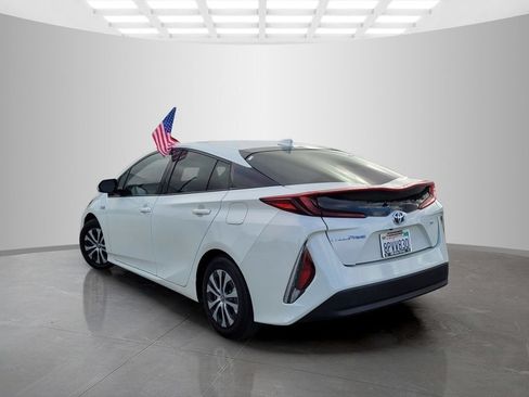 Used 2020 Toyota Prius Prime XLE w/ Carpet Mat Package FWD image 7